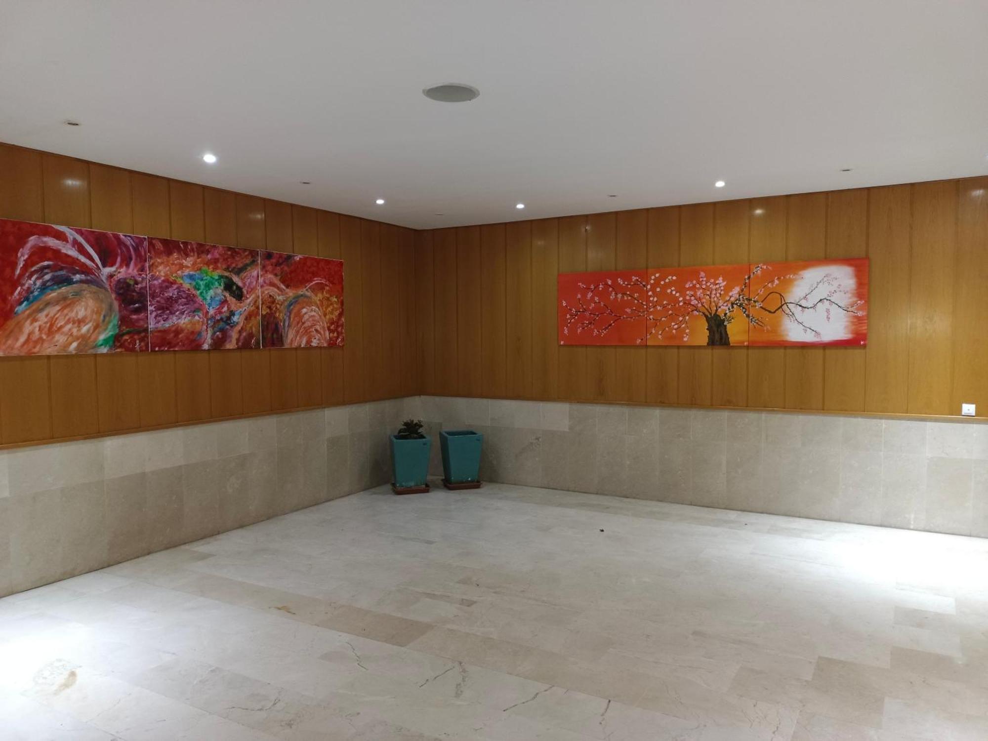 Atrium Apartment